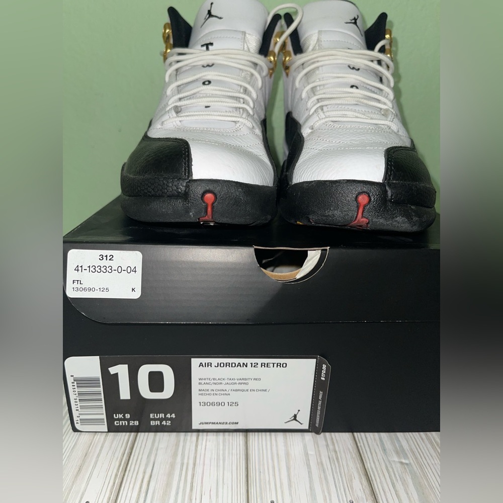 Preowned/lightly Used: Air Jordan 12 TAXI, white blk Varsity Red Retro, Size 10. - Picture 11 of 11